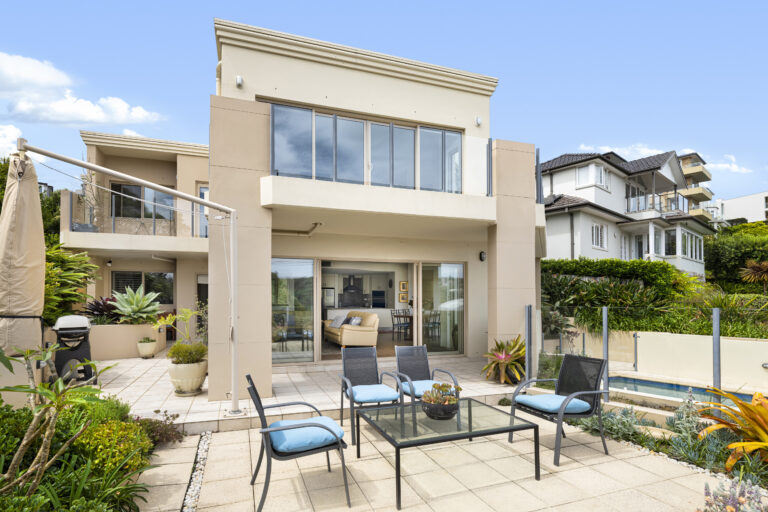 2/84 Lauderdale Avenue, Fairlight, NSW 2094 AUS